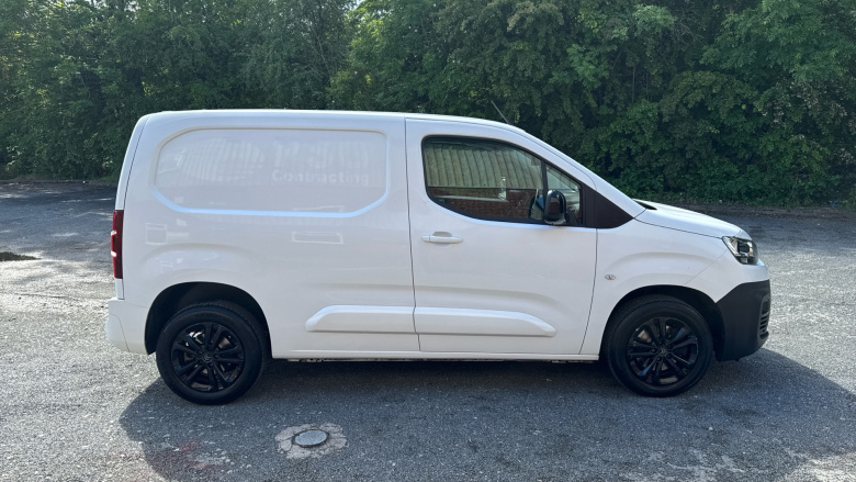 Citroen Berlingo M Diesel 1.5 BlueHDi 1000Kg Driver Pro 100ps [6 Speed]